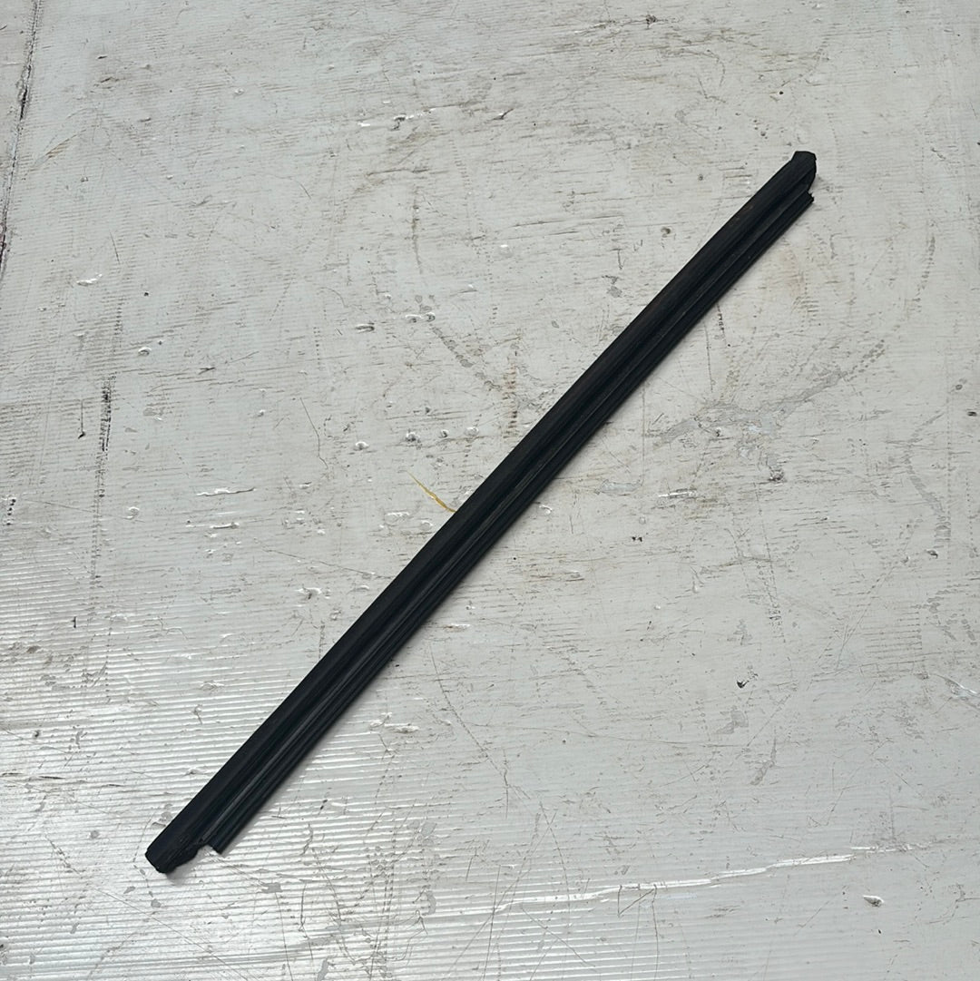 Cepillo Lamevidrio Interno Toyota Gli