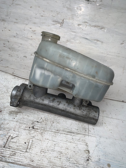 Bomba De Freno Chevrolet Silverado 2008 Original