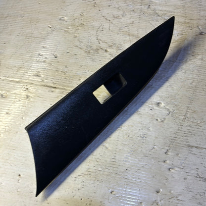 Embellecedor Mando Vidrio Mazda3