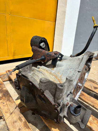 Caja Dodge Neon 2.0L Guaya