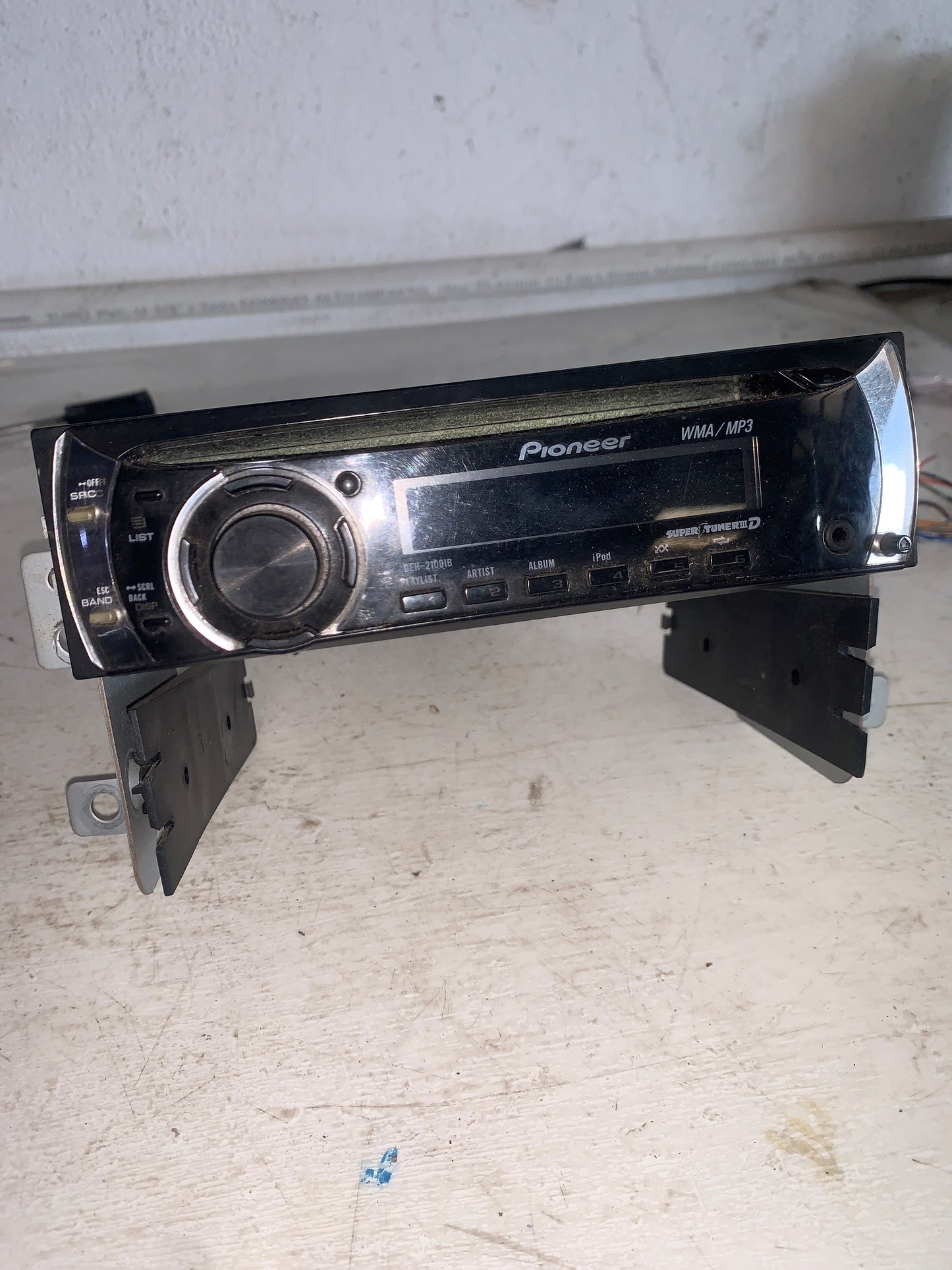 Radio Pioneer MP3 DEH-21001B Universal