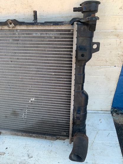 Radiador Dodge Grand Caravan Town & Country 2001 2004