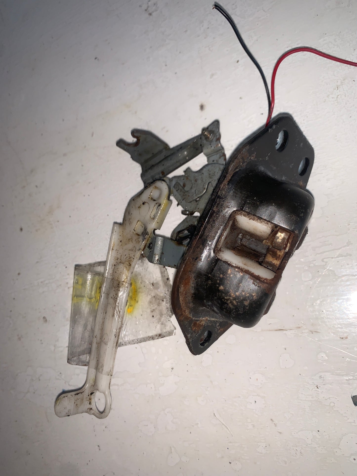 Cerradura Maleta Nissan Pathfinder 2005 2010
