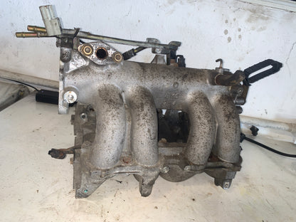 Camarin Nissan Sentra B15 2001 2008