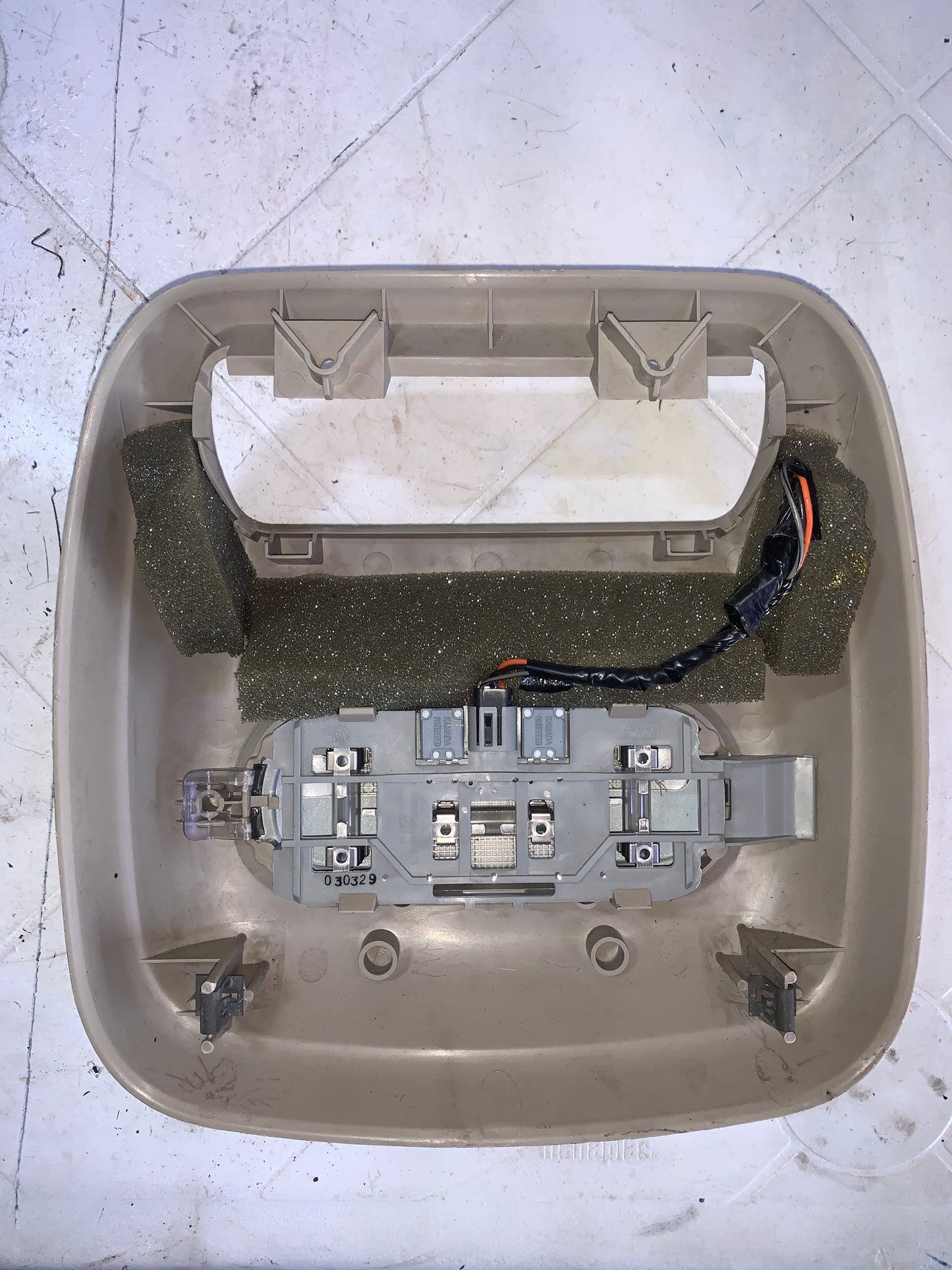 Lampara Luz Techo Chevrolet Tahoe Silverado Blazer 1999 2002