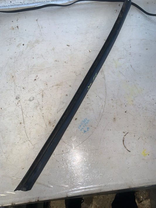 Cepillo Lamevidrio Interno Dodge Charger 2007