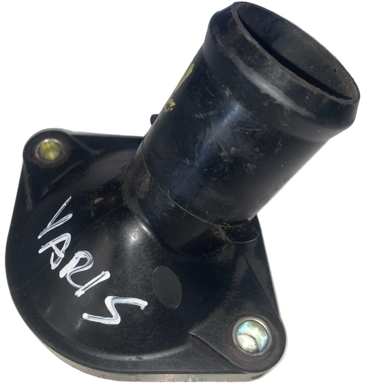 Toma Agua Plastica Toyota Yaris 2001 2010 Original