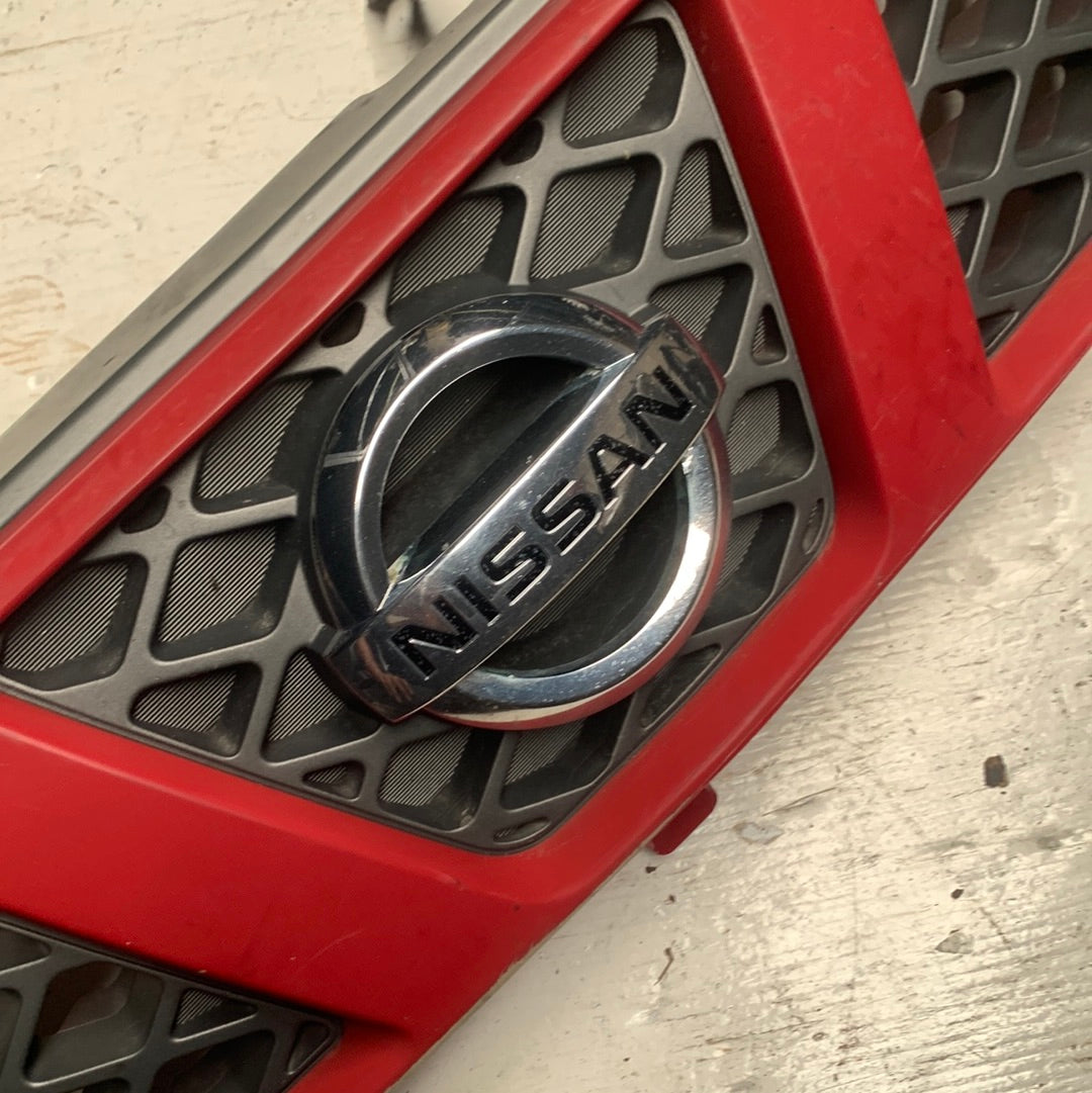 Parrilla Frontal Nissan Xtrail 2002 2007