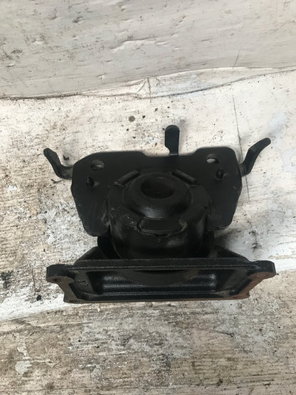 Soporte Motor Toyota Sequoia 2007