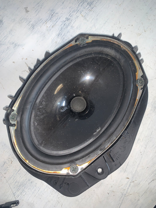 Speaker Corneta Maleta Nissan Sentra B16
