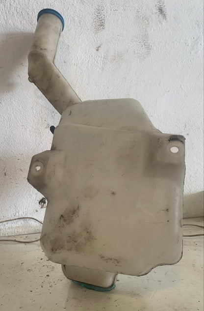 Envase Deposito Agua Limpiaparabrisas Honda CRV 2002-2006