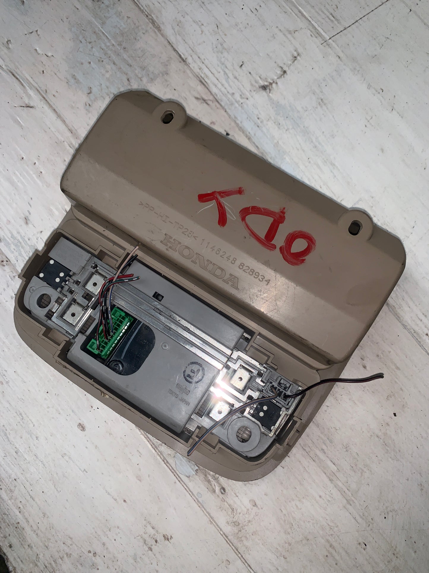 Lampara De Techo Delantero Quemacoco Honda Odyssey 2008