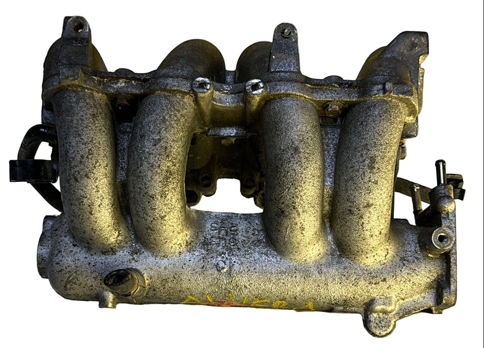 Camarin Nissan Almera 1.6 1.8