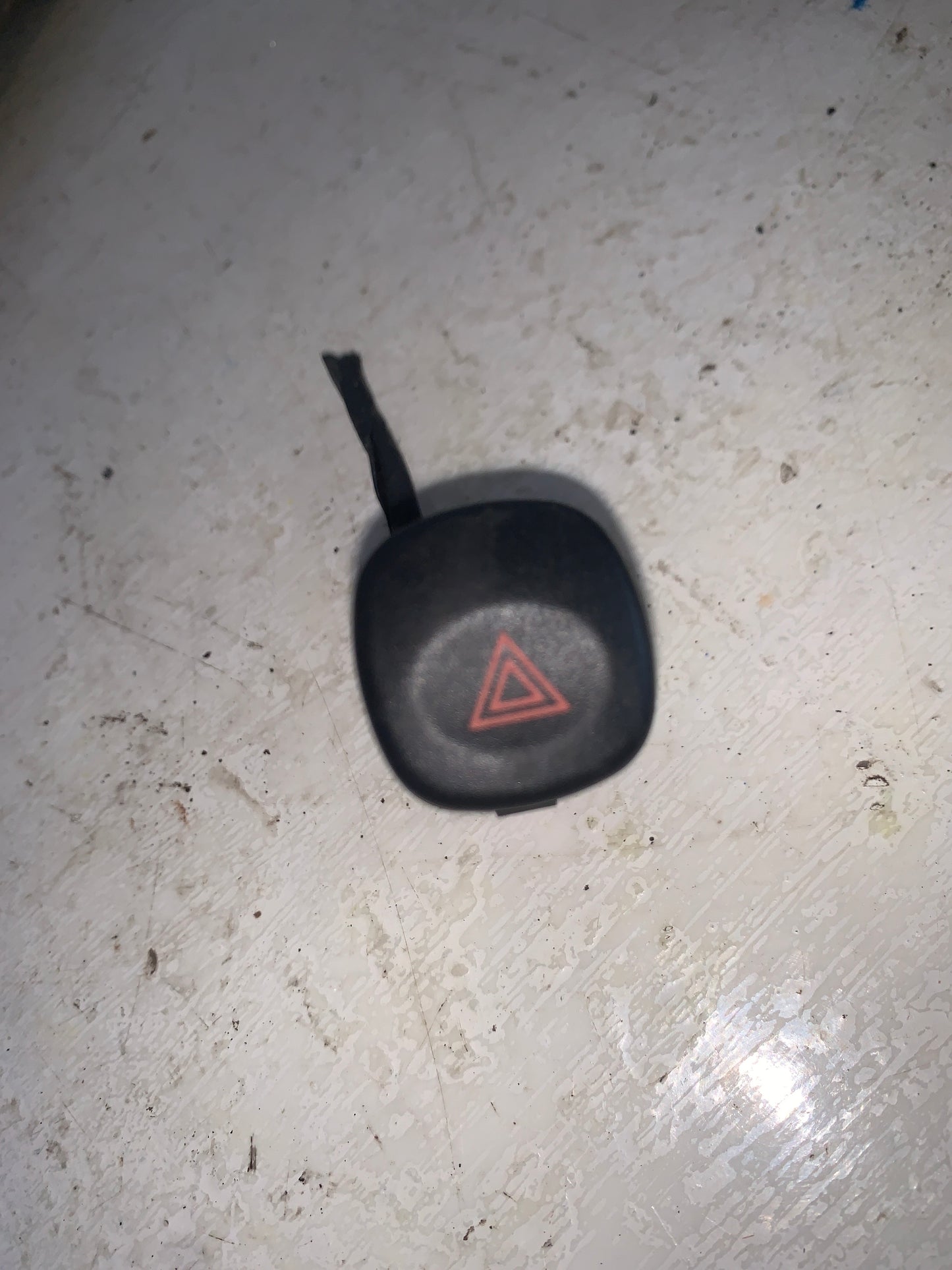 Boton Tecla Luz Emergencia Ford Escape 2001 2004