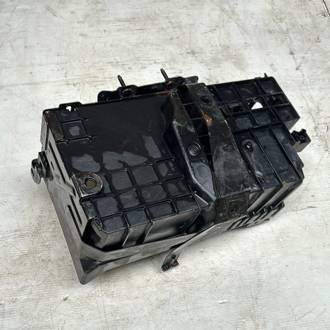 Base Marco Sujeta Batería Chevrolet Cruze