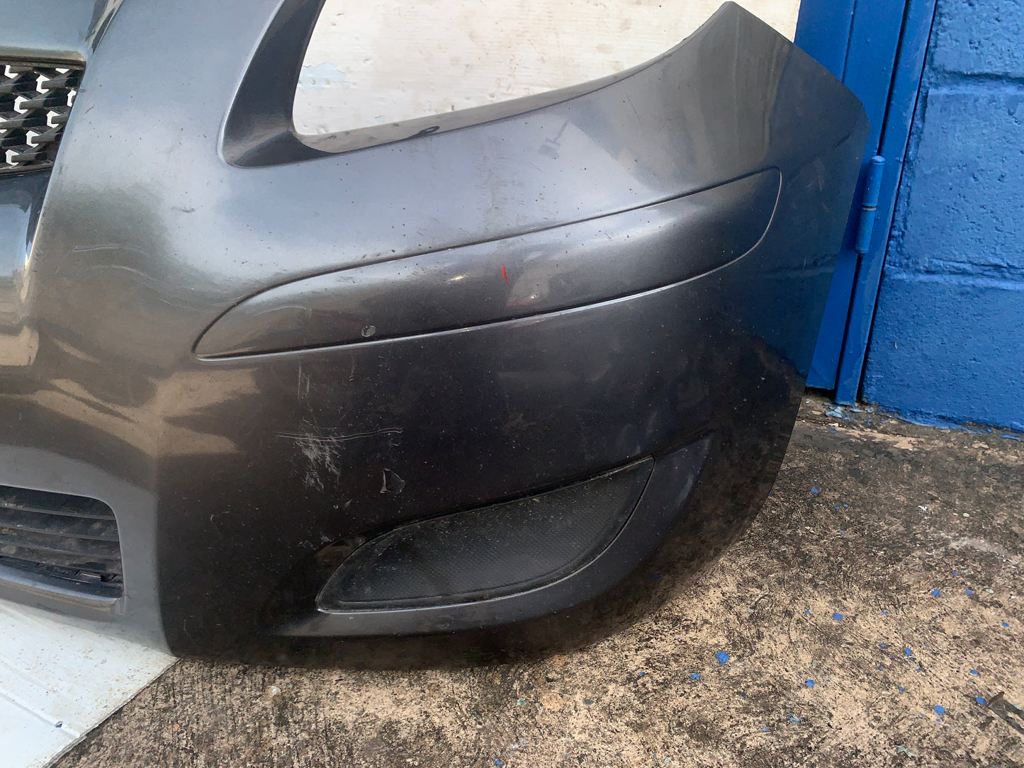 Parachoque Delantero Toyota Yaris 2009 2011