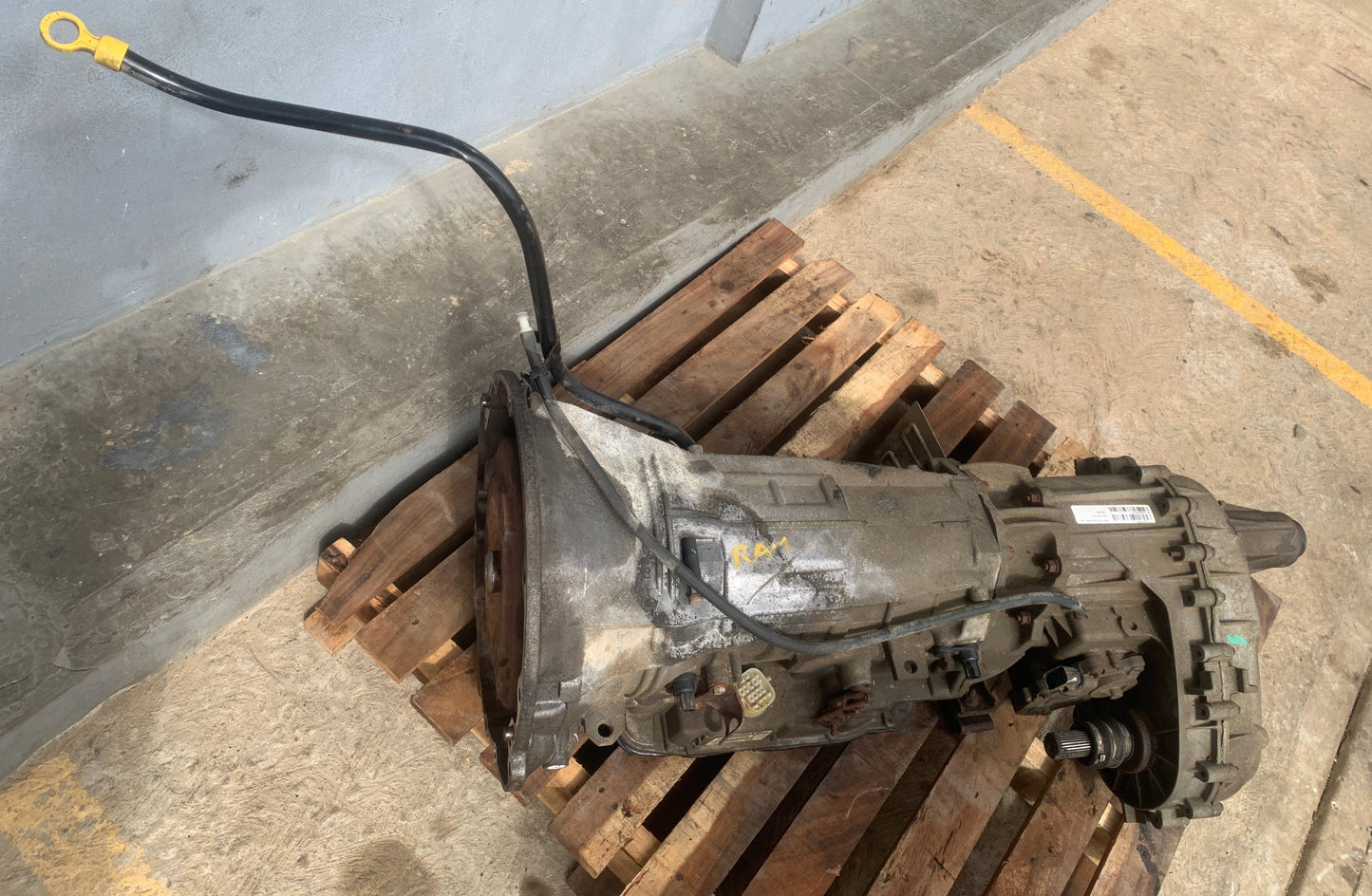 Caja Dodge RAM 4.7L V8 16 Bujias