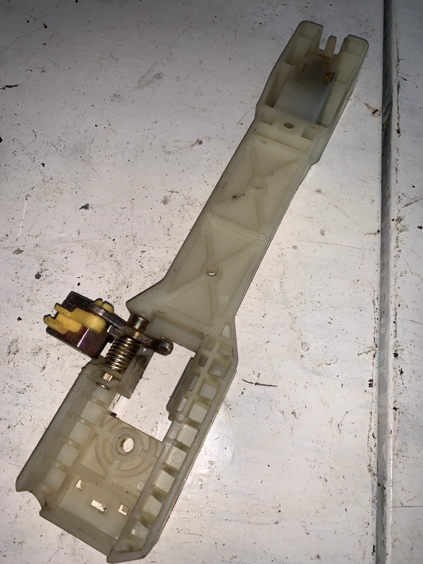 Base Manilla Externa Kia Sportage 2006 2012