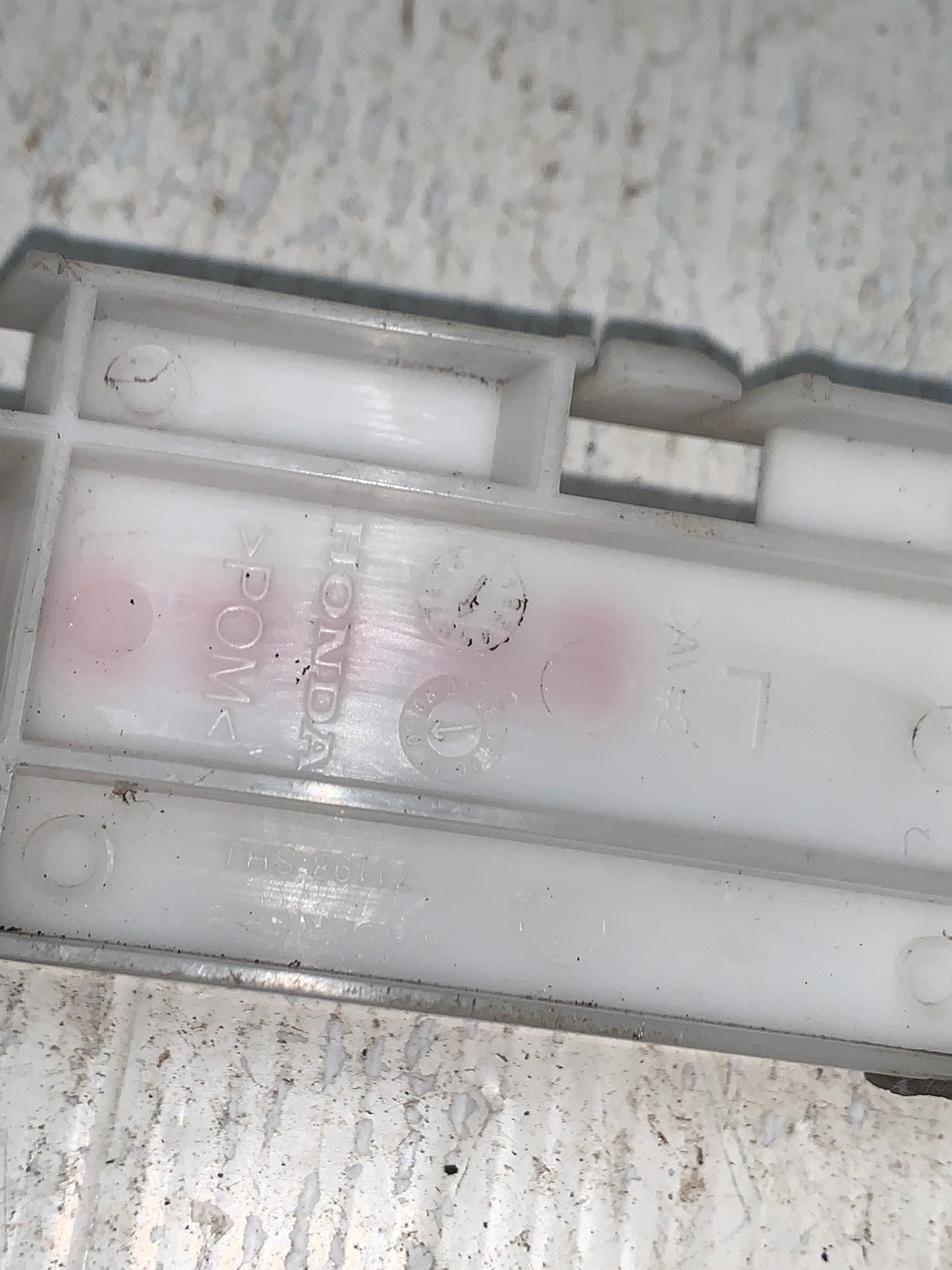 Base Parachoque Delantero Soporte Guia Honda Odyssey 2005 2010