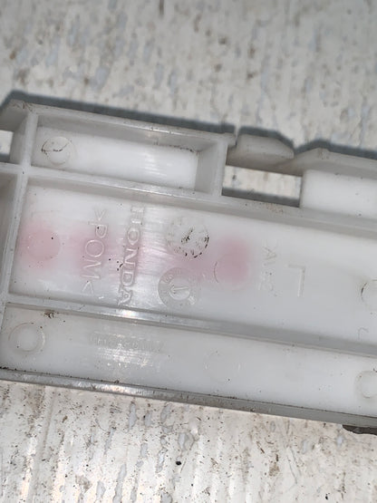 Base Parachoque Delantero Soporte Guia Honda Odyssey 2005 2010