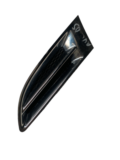 Rejilla Guardafango Delantero Chevrolet Aveo LT Speed