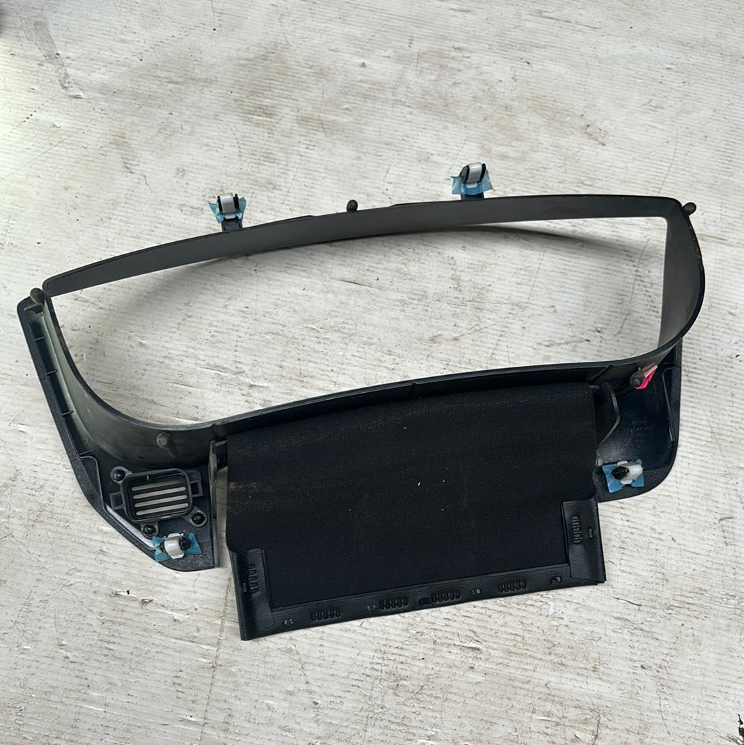 Embellecedor Cluster Ford Explorer 2011 2016