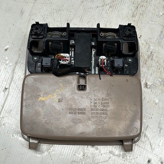Lampara Luz Techo Delantera Quemacoco Kia Sportage 2005 2010