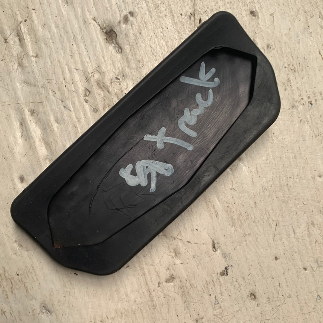Goma Pedal Freno Chevrolet Tracker