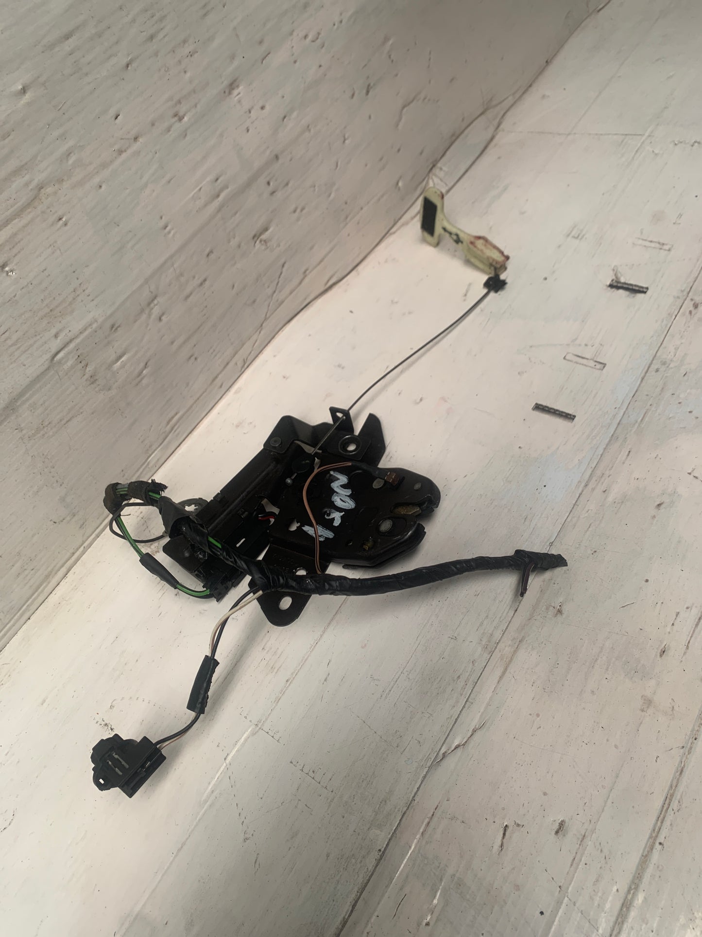 Cerradura Maleta Dodge Neon 2002 2006