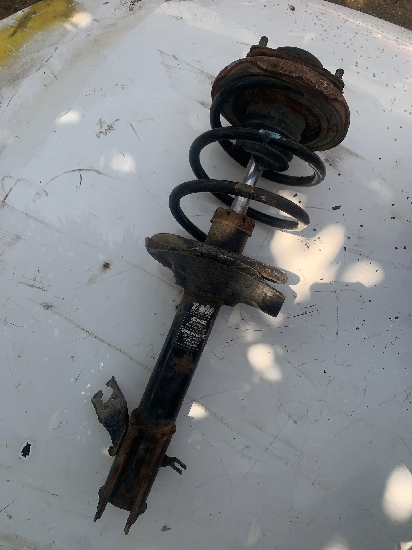 Amortiguador Nissan Xtrail 2000 2007