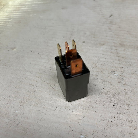 Rele Relay 5 Patas 12v 30 40 Amp Nissan Original (Gris)