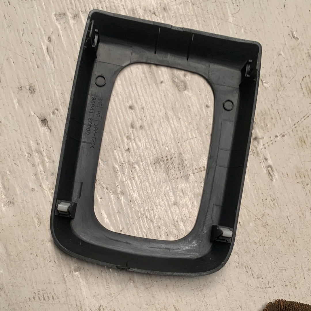 Moldura Palanca Nissan Xtrail 2004 2008