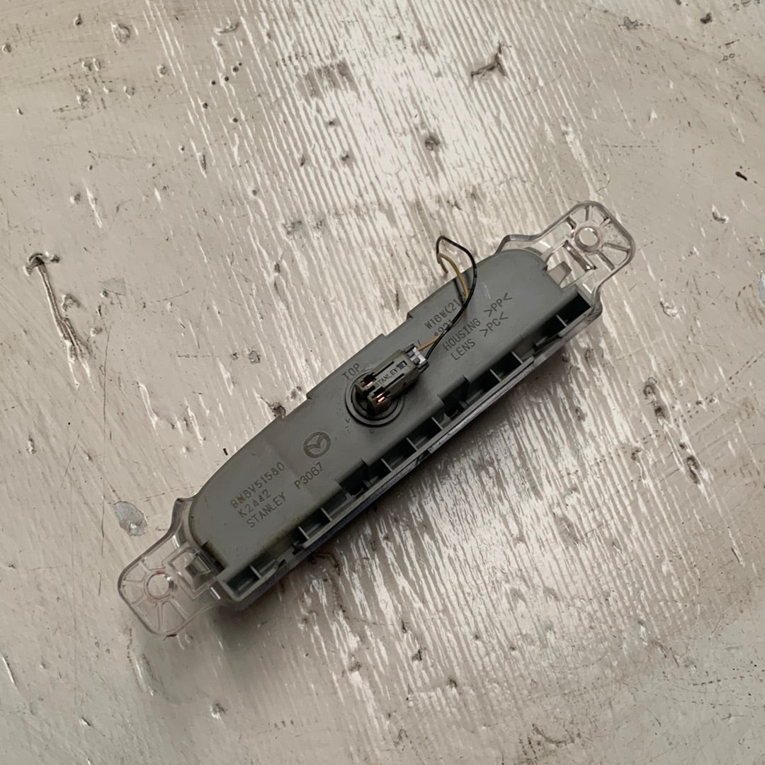 Tercer Stop Compuerta Sedan Mazda3 2005 2010