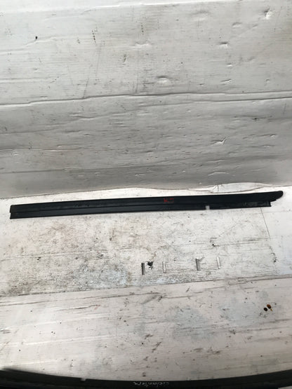 Cepillo Lamevidrio Externo Jeep Liberty KJ