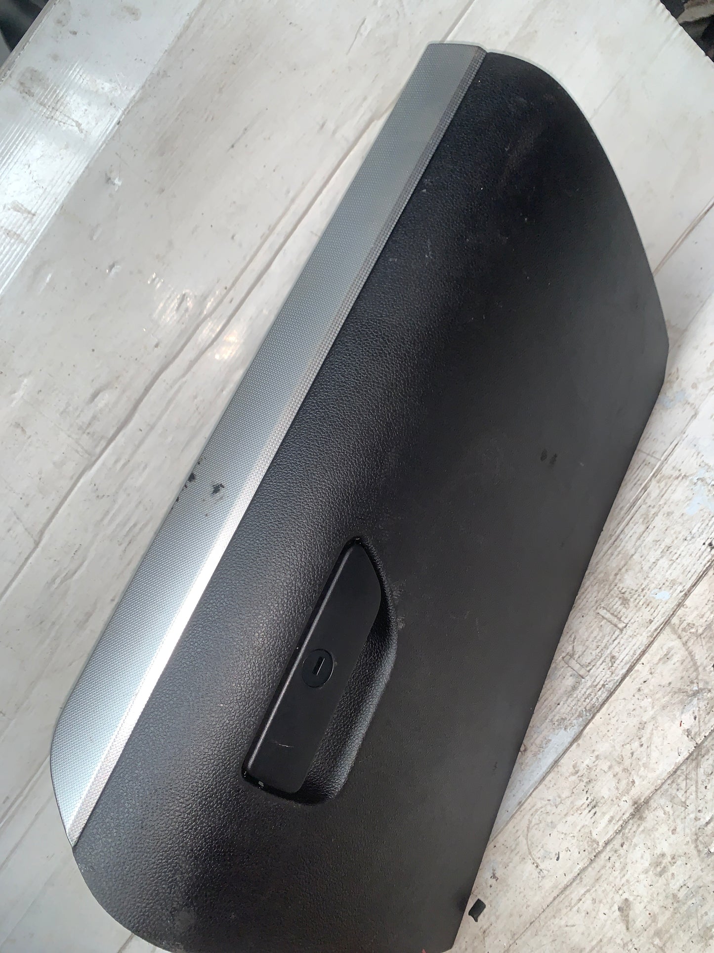 Guantera Co-Piloto Ford Explorer 2011 2016