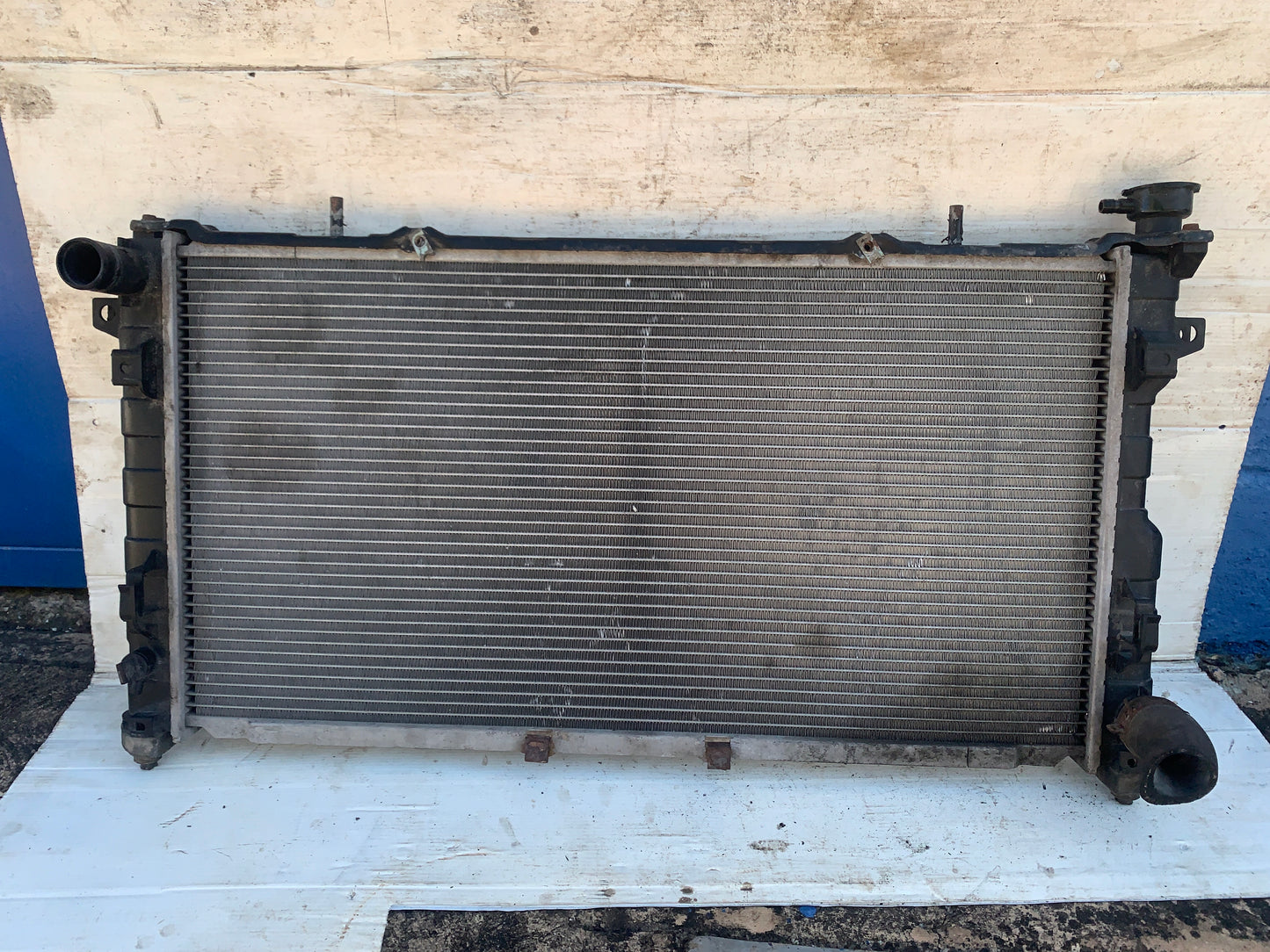 Radiador Dodge Grand Caravan Town & Country 2001 2004