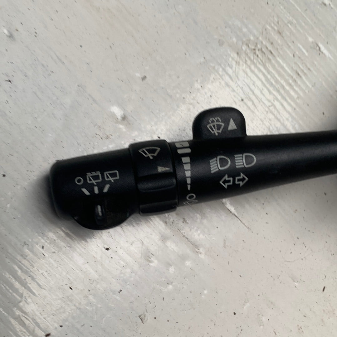 Palanca Limpia Parabrisa Chevrolet Silverado Suburban