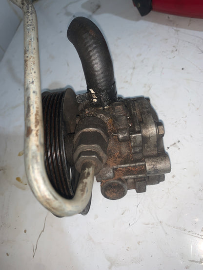 Bomba Direccion Dodge Caliber 2.0 2005 2010