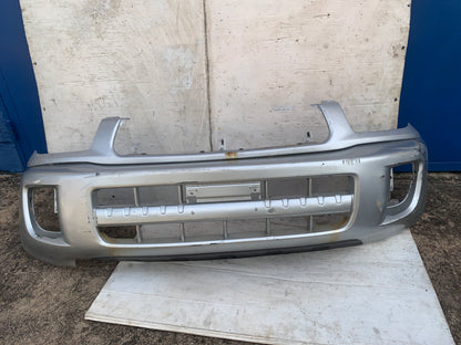 Parachoque Delantero Toyota RAV4 2001 2004