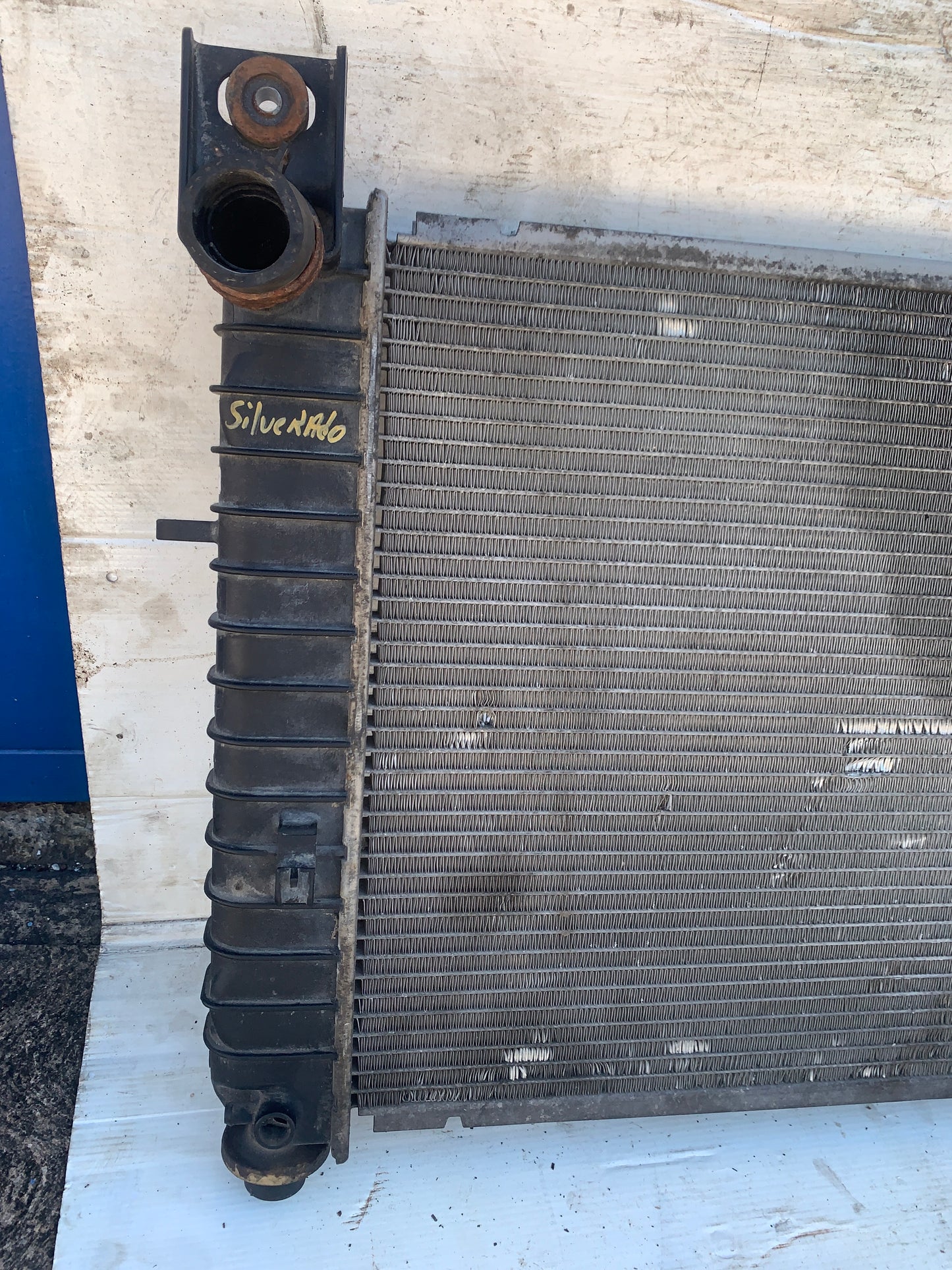 Radiador Chevrolet Tahoe Silverado Avalanche 2006 2011