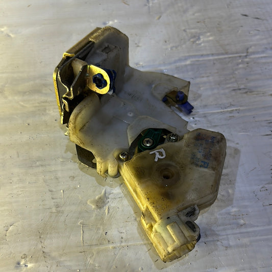 Cerradura De Puerta Nissan Sentra B15