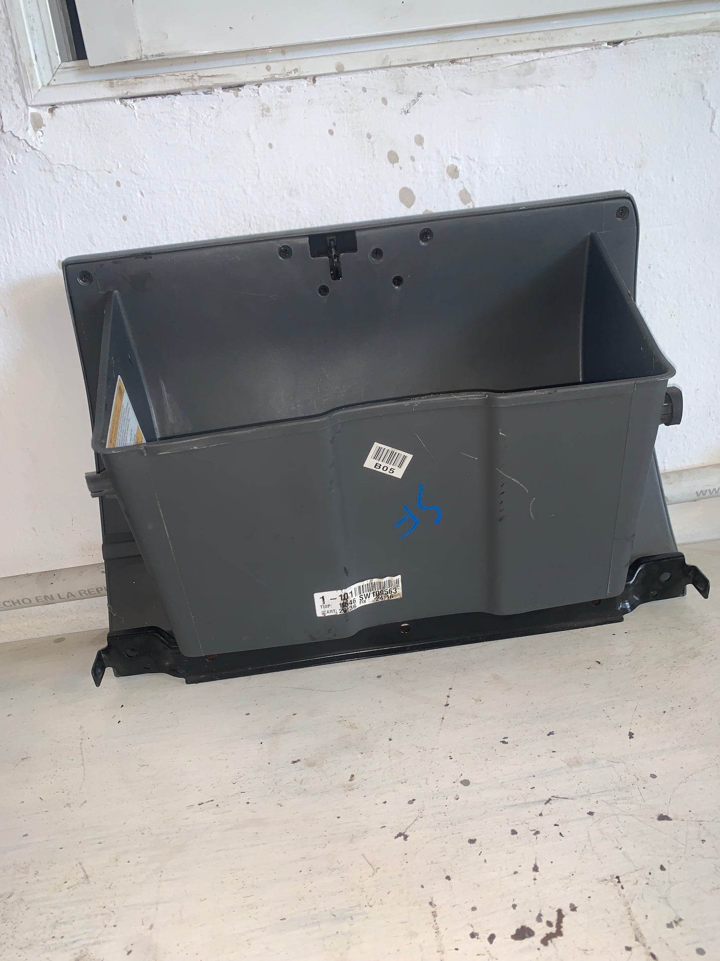 Guantera Co-Piloto Inferior Hyundai Santa Fe 2001 2005