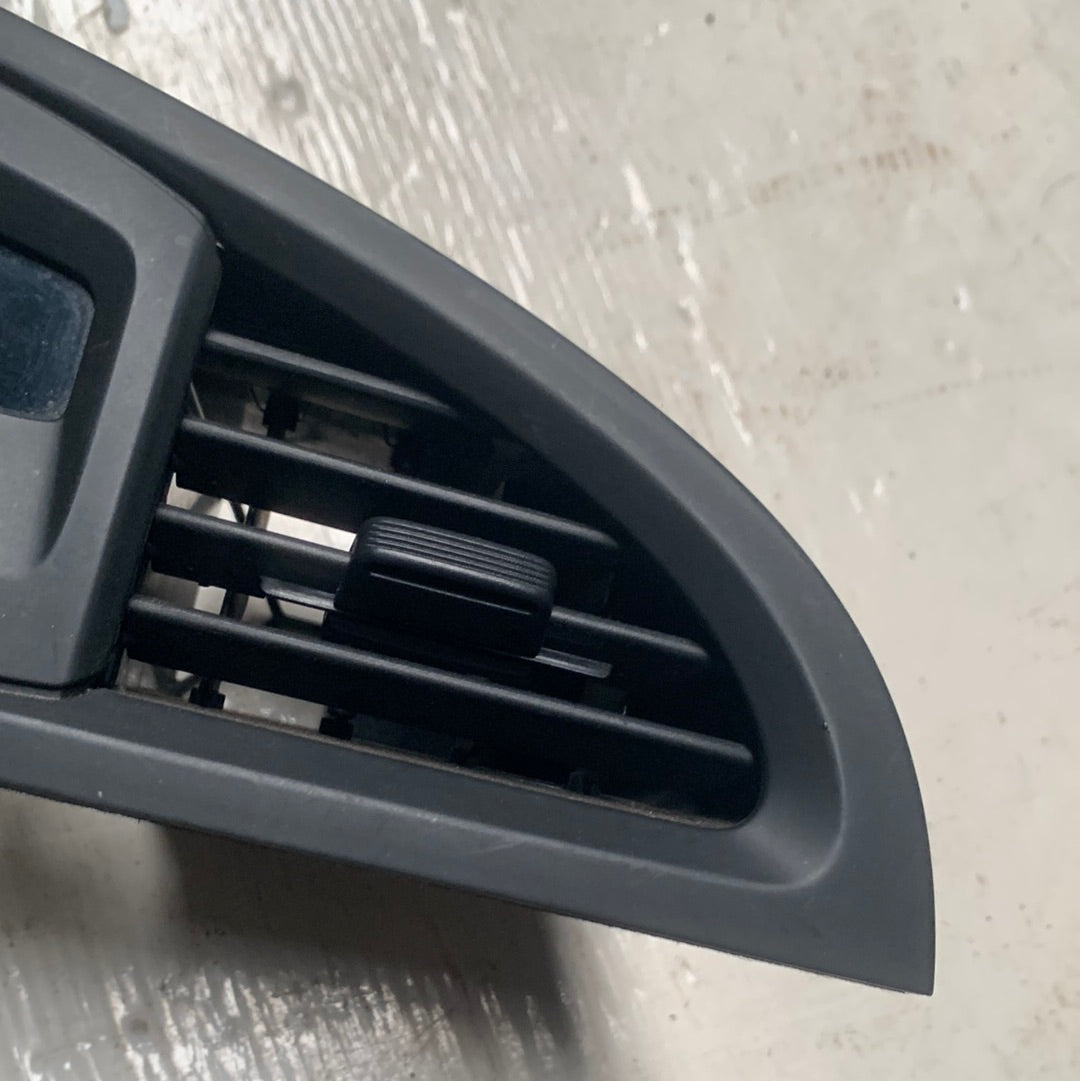 Rejilla Aire Central Reloj Nissan Pathfinder 2001 2004