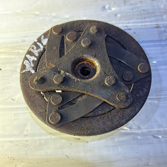 Tapa Crochera Compresor Toyota Yaris