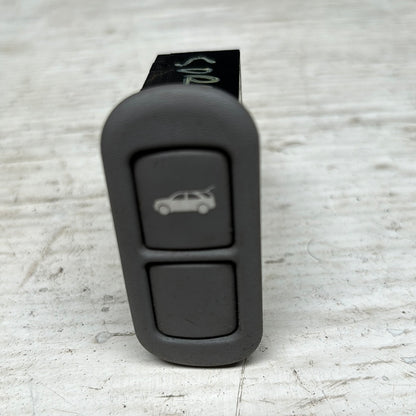Boton Compuerta Maleta Kia Sorento 2004 2008