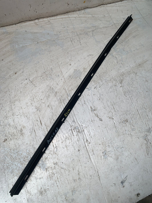 Cepillo Lamevidrio Interno Chevrolet Aveo 2005