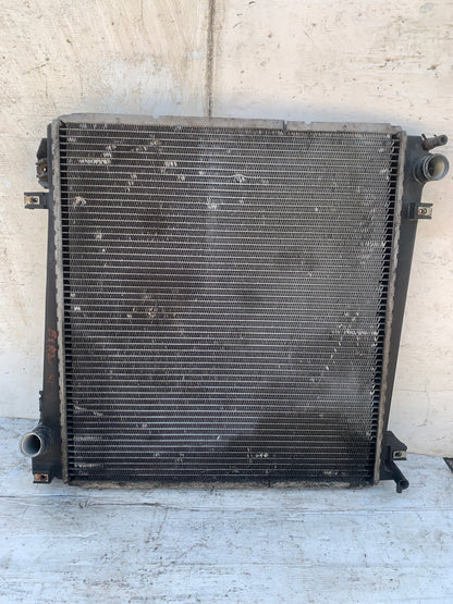 Radiador Ford Explorer 2002 2003 2004 2005 4.0 / 4.6