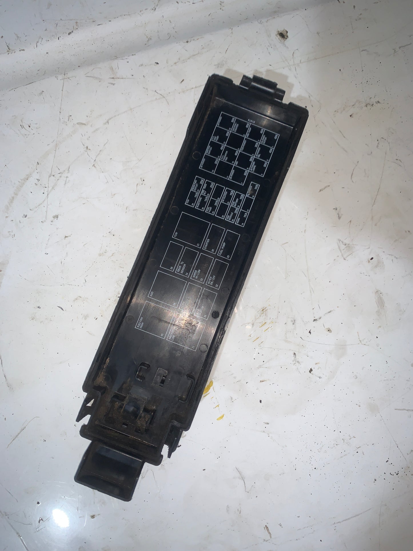 Tapa Fusilera Jeep Grand Cherokee 4.0 1995 2006