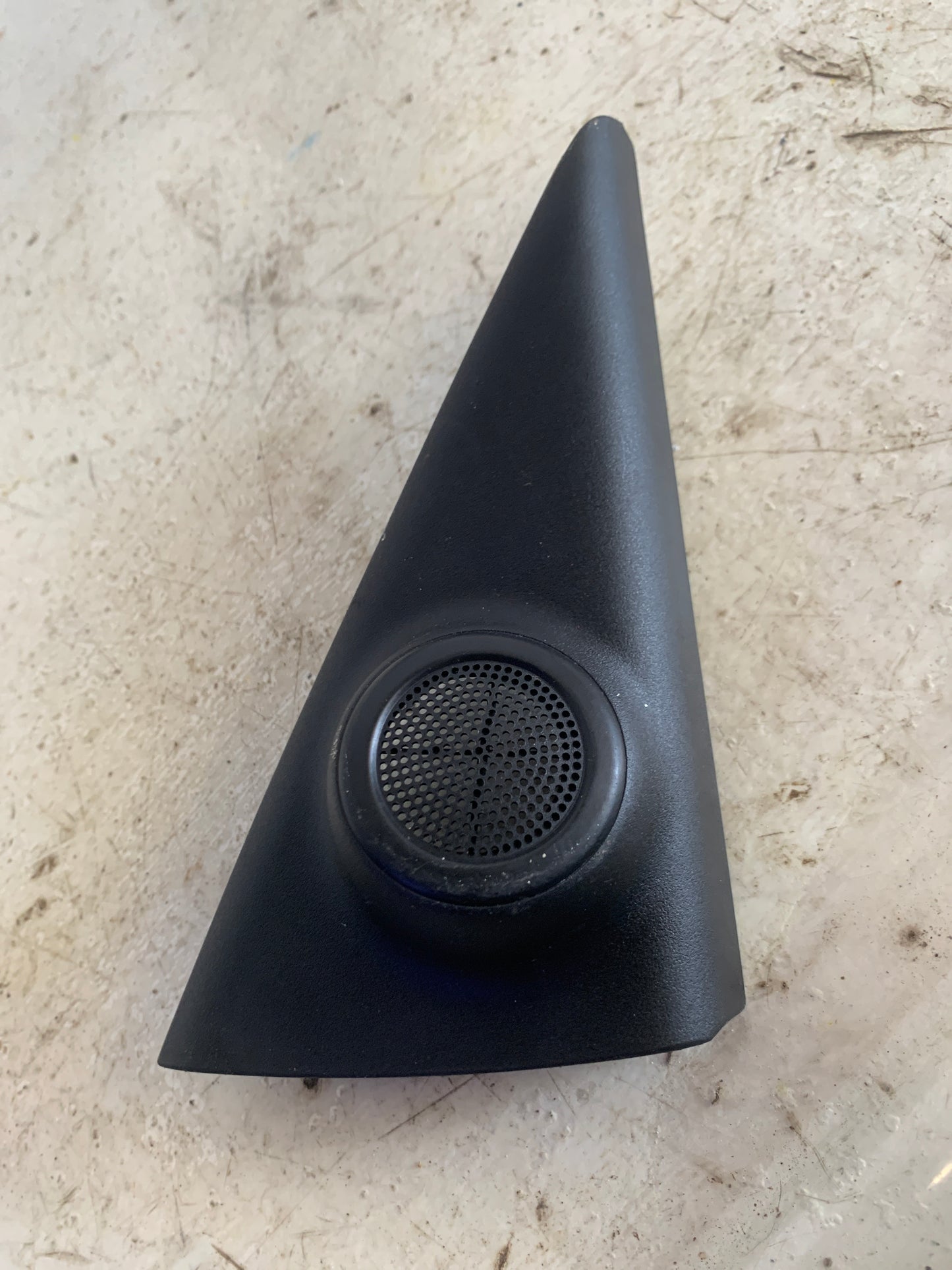 Tapa triangulo Toyota Ram 4 2002