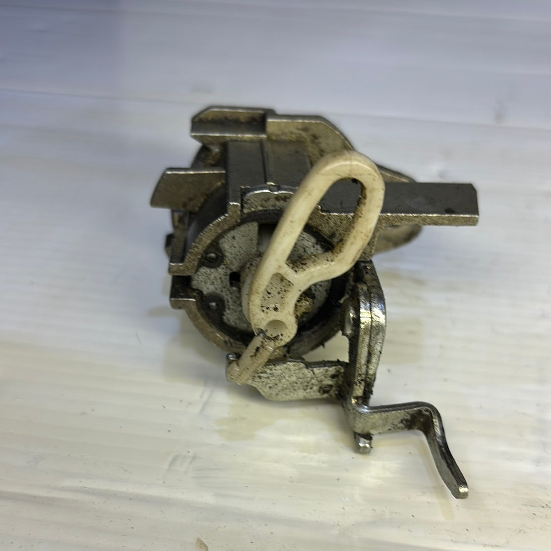 Cilindro Cerradura Maleta Yaris 2006 2010 Sport